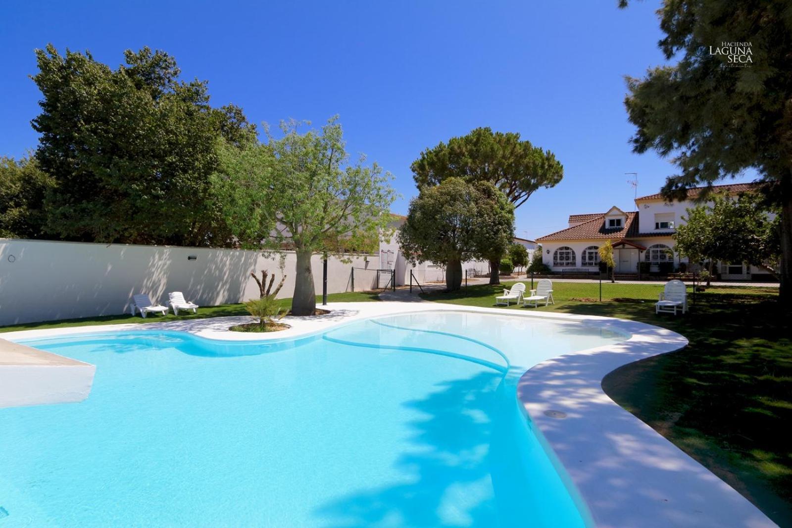 Hacienda Laguna Seca - Apart. Lavanda Chiclana de la Frontera Exterior photo